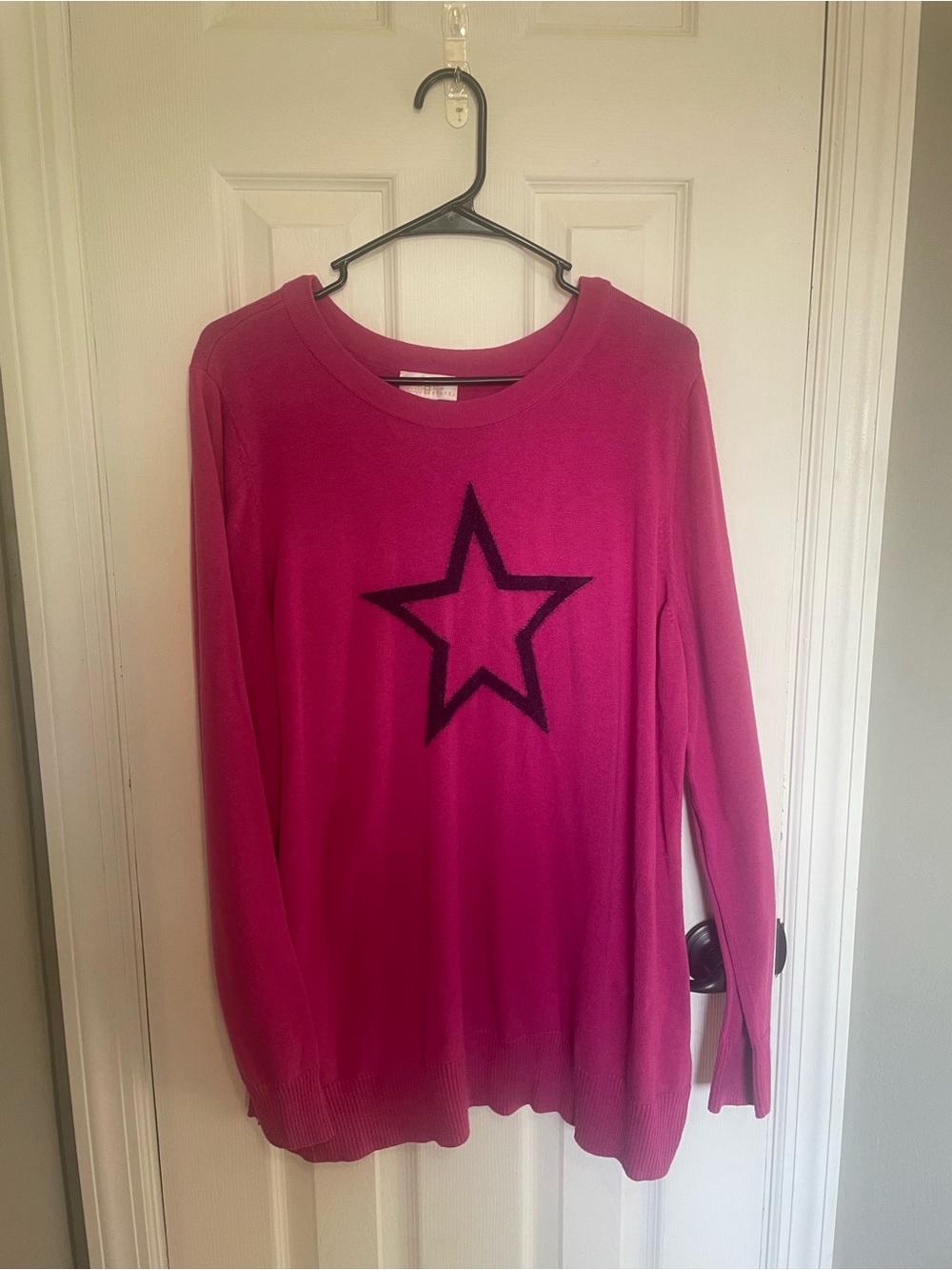 Belle by Kim Gravel Bright Fuchsia Crewneck Sweater with Navy Blue Star